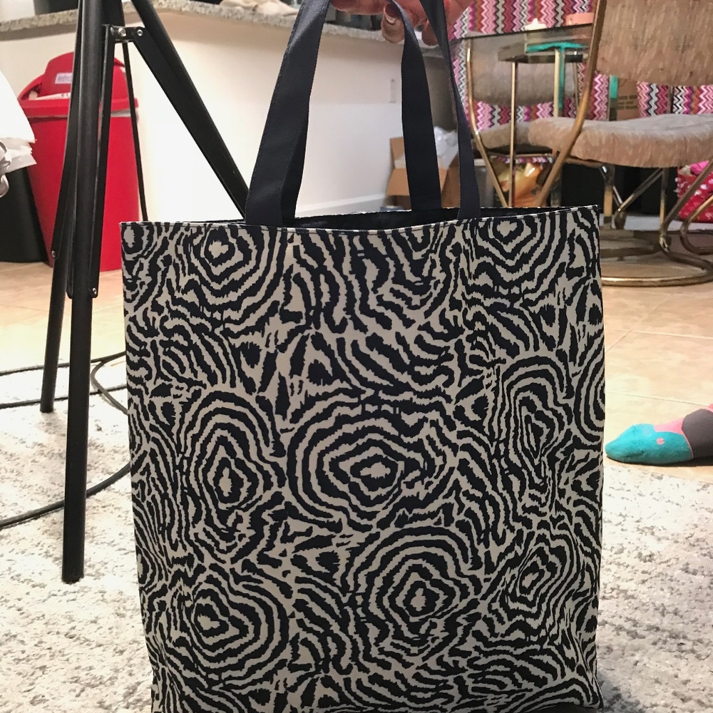 Work Tote - Picture 6 of 6